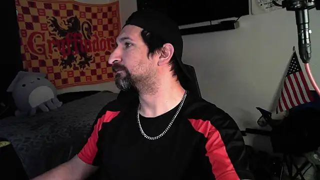 DevilPup75  online show from 10-01-25, 01:17