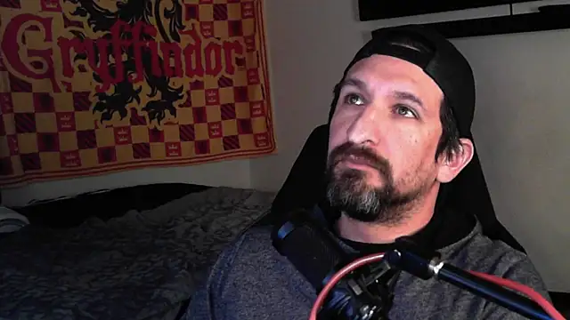 DevilPup75  online show from 10-06-25, 03:48