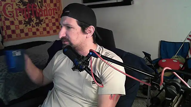 DevilPup75  online show from 10-24-25, 08:00