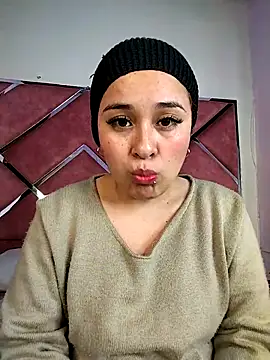 sara-lopez1 online show from 10-30-25, 12:12