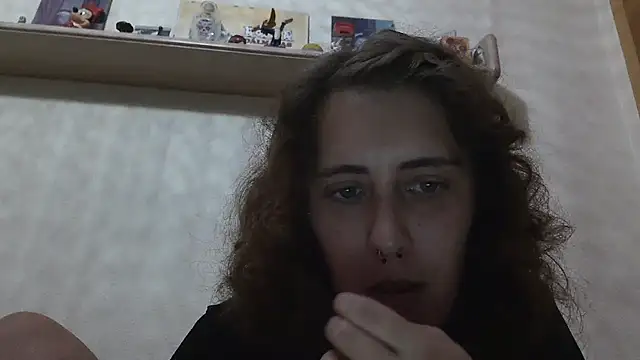Snapshot of laxinna123 chatting on 10-06-25, 10:45 laxinna123 online show from 10-06-25, 10:45