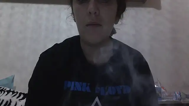 Snapshot of laxinna123 chatting on 10-10-25, 10:03 laxinna123 online show from 10-10-25, 10:03