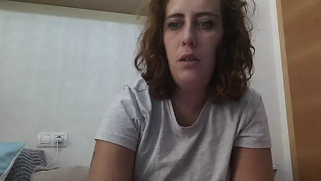 Snapshot of laxinna123 chatting on 10-19-25, 10:05 laxinna123 online show from 10-19-25, 10:05