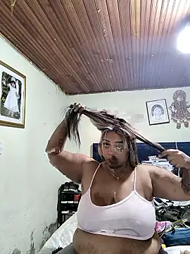 EmilyDuran  online show from 12-17-25, 08:59