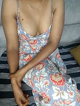 Tamilpallavi online show from 04-28-26, 11:48
