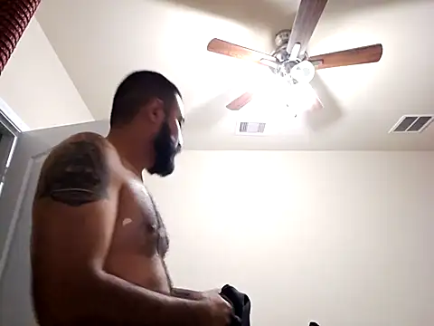 Snapshot of Lb228w chatting on 09-22-25, 04:25 Lb228w online show from 09-22-25, 04:25