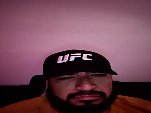 Snapshot of Lb228w chatting on 10-30-25, 03:24 Lb228w online show from 10-30-25, 03:24