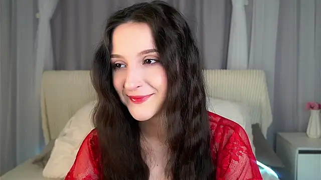 Snapshot of FalineBeacher chatting on 02-14-26, 01:13 FalineBeacher online show from 02-14-26, 01:13