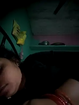 Snapshot of Hot_rasa chatting on 12-04-25, 10:07 Hot rasa online show from 12-04-25, 10:07