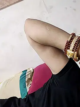 Snapshot of Soniya_Roy chatting on 09-14-25, 02:05 Soniya Roy online show from 09-14-25, 02:05