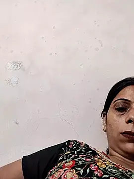 Snapshot of Soniya_Roy chatting on 09-20-25, 11:11 Soniya Roy online show from 09-20-25, 11:11