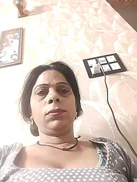 Snapshot of Soniya_Roy chatting on 04-15-26, 10:22 Soniya Roy online show from 04-15-26, 10:22