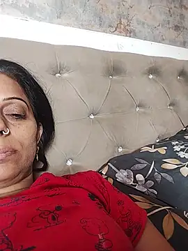 Snapshot of Soniya_Roy chatting on 05-09-26, 05:01 Soniya Roy online show from 05-09-26, 05:01