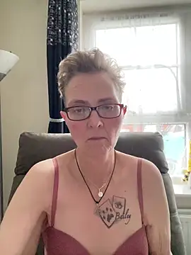 Curvy-Jinx online show from 02-06-26, 08:29