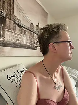 Curvy-Jinx online show from 02-20-26, 09:10