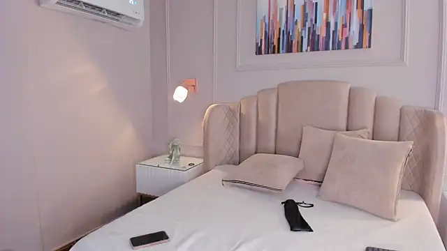 mia kisses2 online show from 10-18-25, 04:04