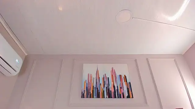 Snapshot of mia_kisses2 chatting on 03-19-26, 09:52 mia kisses2 online show from 03-19-26, 09:52