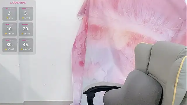 Crush-7ii online show from 09-20-25, 02:23