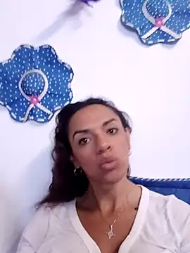 MeganRhyder online show from 12-04-25, 06:38