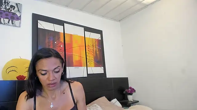 MeganRhyder online show from 06-24-26, 04:17