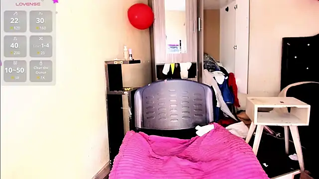 Rossedewitt  online show from 02-15-26, 07:21