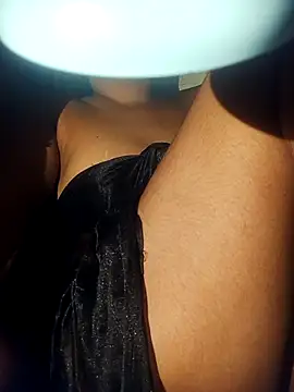 Snapshot of Tamil_meena21 chatting on 11-07-25, 07:36 Tamil meena21 online show from 11-07-25, 07:36