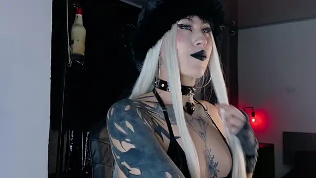 Angelabl0odborne online show from 09-29-25, 11:09