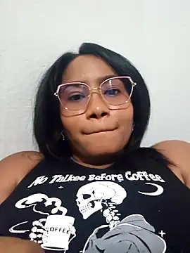 Delilah 85 online show from 10-12-25, 11:15