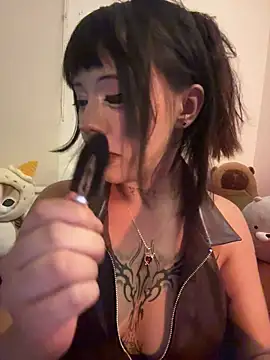 Kitty yukimura online show from 05-14-26, 12:06