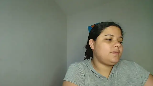 Snapshot of luisahot_9727 chatting on 03-07-26, 09:17 luisahot 9727 online show from 03-07-26, 09:17