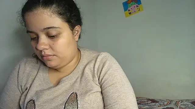 Snapshot of luisahot_9727 chatting on 03-13-26, 06:31 luisahot 9727 online show from 03-13-26, 06:31