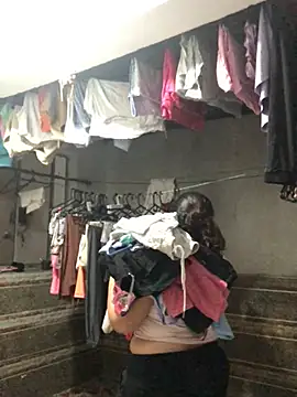 Snapshot of luisahot_9727 chatting on 03-19-26, 07:23 luisahot 9727 online show from 03-19-26, 07:23