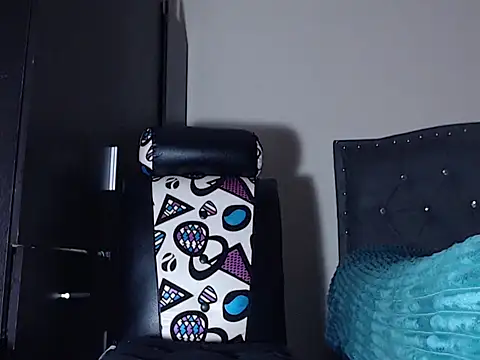 Snapshot of Owenferrara chatting on 12-17-25, 10:16 Owenferrara online show from 12-17-25, 10:16