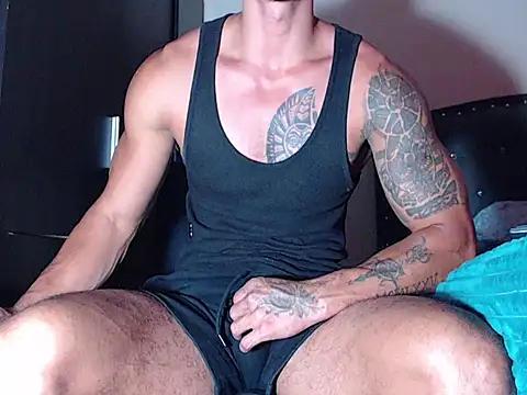 Snapshot of Owenferrara chatting on 12-18-25, 08:15 Owenferrara online show from 12-18-25, 08:15