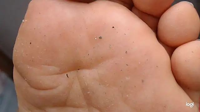 ash feet online show from 09-22-25, 04:03