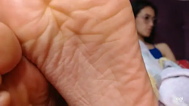 ash feet online show from 11-29-25, 03:09