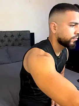 Snapshot of vincentjaxon chatting on 09-30-25, 11:37 vincentjaxon online show from 09-30-25, 11:37