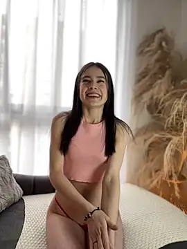 Sofi Leal online show from 09-17-25, 11:56