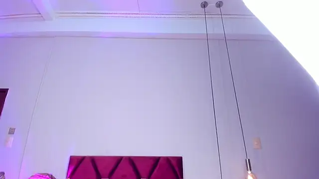 Snapshot of LunaAspen_ chatting on 09-26-25, 06:01 LunaAspen online show from 09-26-25, 06:01