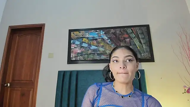 Snapshot of LunaAspen_ chatting on 10-01-25, 05:52 LunaAspen online show from 10-01-25, 05:52