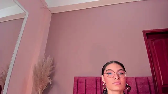 LunaAspen  online show from 01-14-26, 05:51