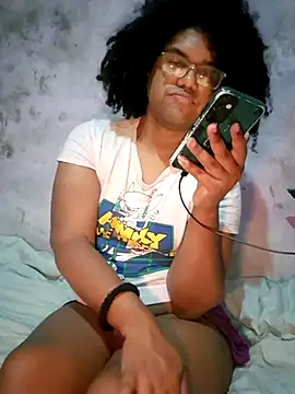 Snapshot of fannyorgastic chatting on 08-09-26, 02:35 fannyorgastic online show from 08-09-26, 02:35