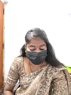 Snapshot of tamil_Sigappu_Roja chatting on 11-04-25, 12:43 tamil Sigappu Roja online show from 11-04-25, 12:43