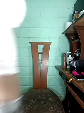 Bigtiti01 online show from 10-10-25, 09:58