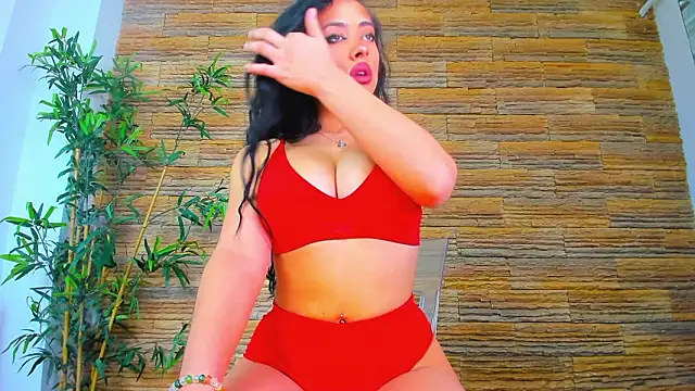 Snapshot of Cupcake_Izzy chatting on 02-27-26, 05:40 Cupcake Izzy online show from 02-27-26, 05:40