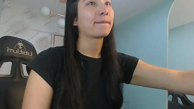 victoria hernandez t  online show from 06-06-26, 01:16