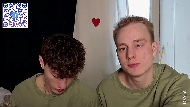 Snapshot of Kevin_Young_Cat chatting on 04-04-26, 02:47 Kevin Young Cat online show from 04-04-26, 02:47