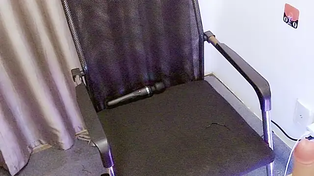 ALy-Lush online show from 12-20-25, 07:04