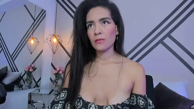 Snapshot of MadissonScotts chatting on 11-05-25, 12:27 MadissonScotts online show from 11-05-25, 12:27