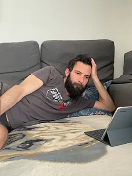 Michel huge online show from 05-02-26, 02:44